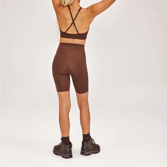 Girlfriend Collective High Rise Bike Shorts - Picture 5 of 5